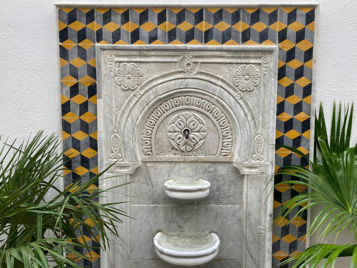 Dar El Kif - La Marsa Bed and Breakfast Exteriör bild